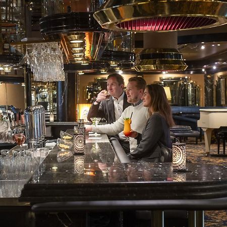 Maritim Hotel Koln Ngoại thất bức ảnh Bar