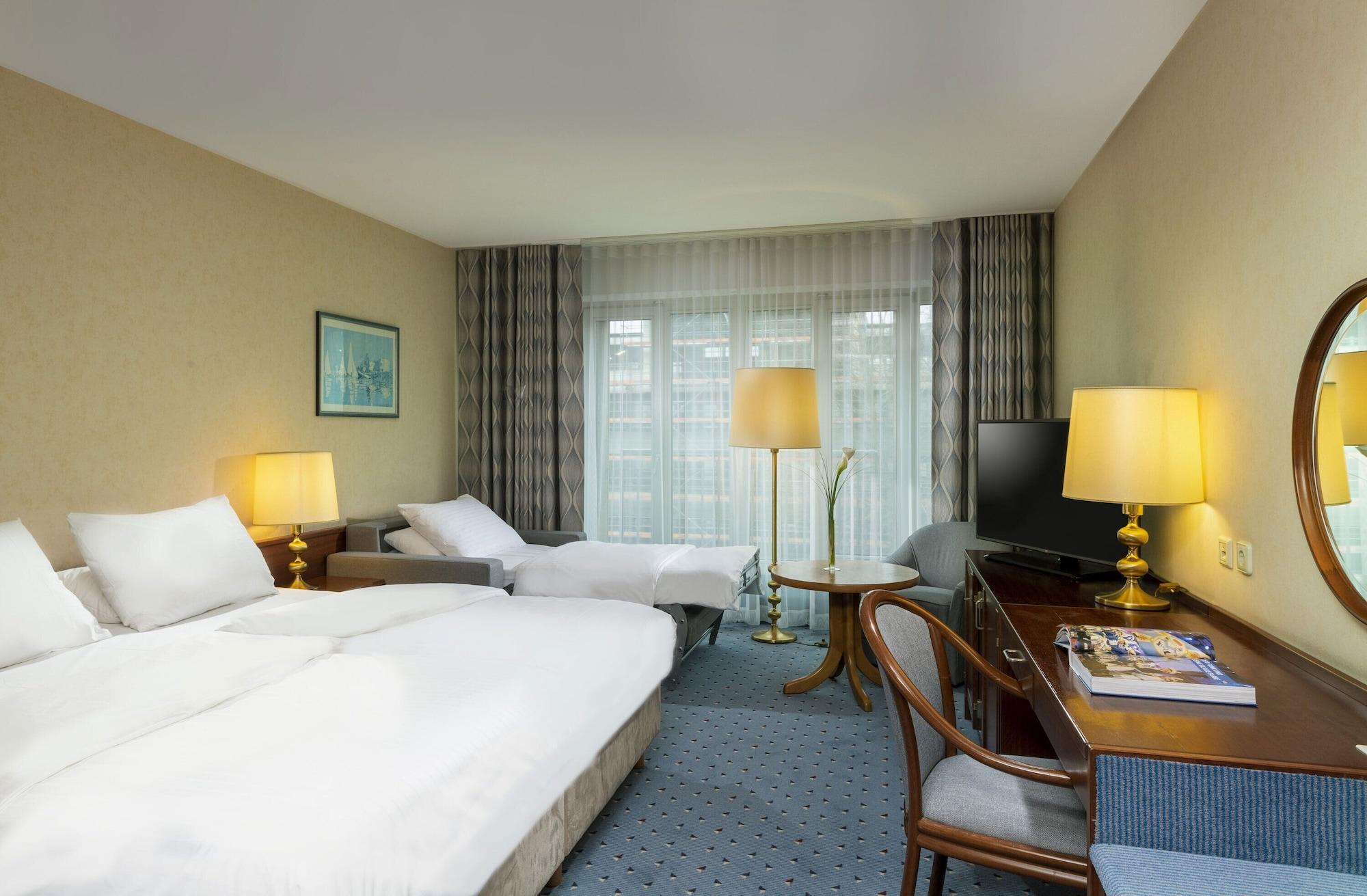 Maritim Hotel Koln Ngoại thất bức ảnh Room in the hotel