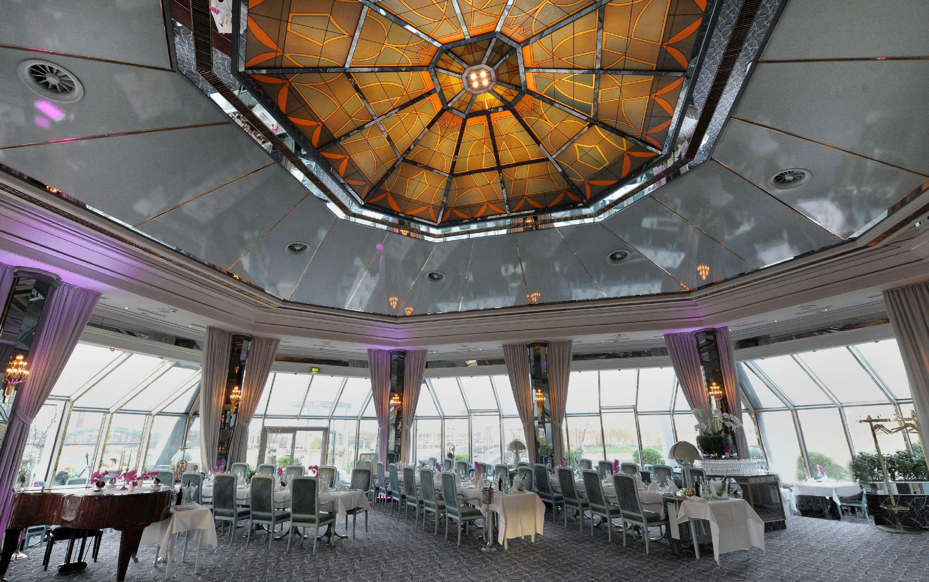 Maritim Hotel Koln Ngoại thất bức ảnh The restaurant of the hotel