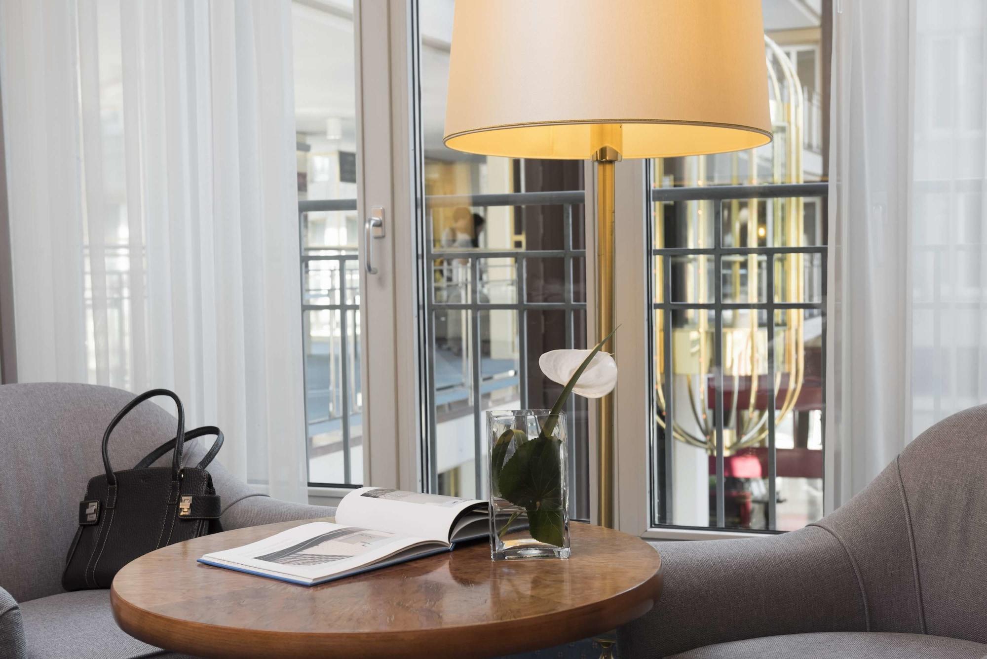 Maritim Hotel Koln Ngoại thất bức ảnh