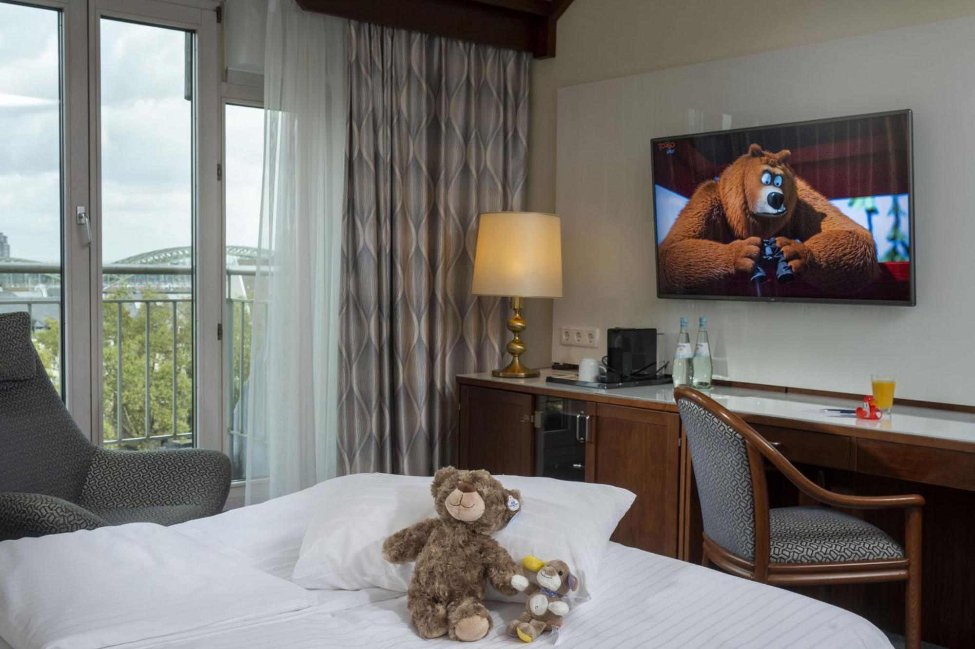 Maritim Hotel Koln Ngoại thất bức ảnh The room of the hotel